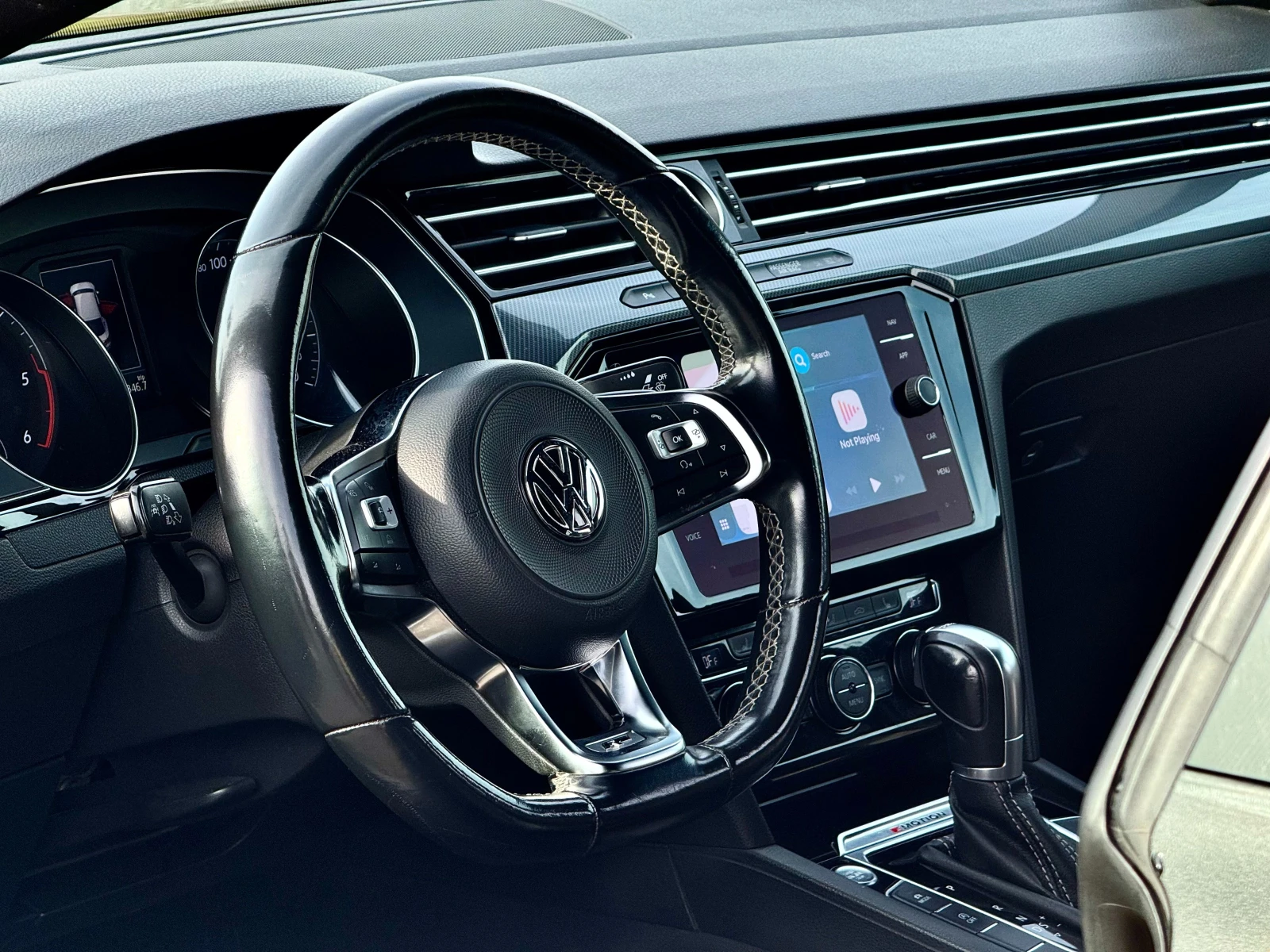 VW Arteon R Line, снимка 9 - Автомобили и джипове - 55599230