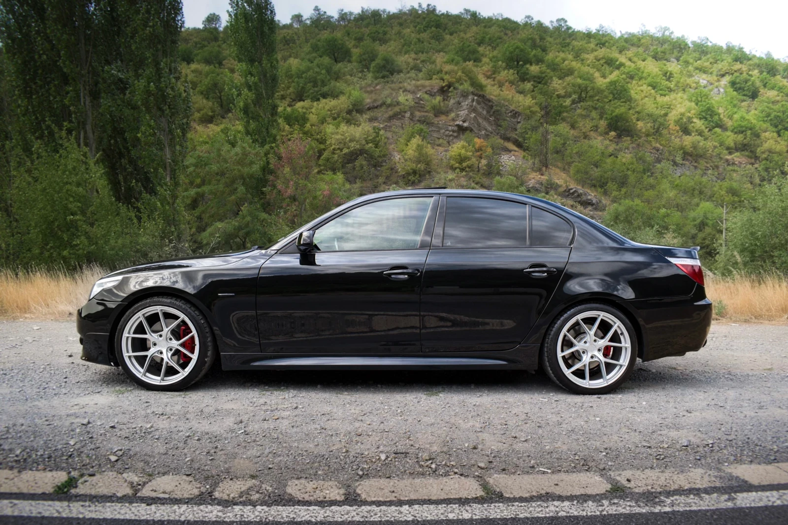 BMW 530 M-Tech/Shadow Line, снимка 3 - Автомобили и джипове - 55622073
