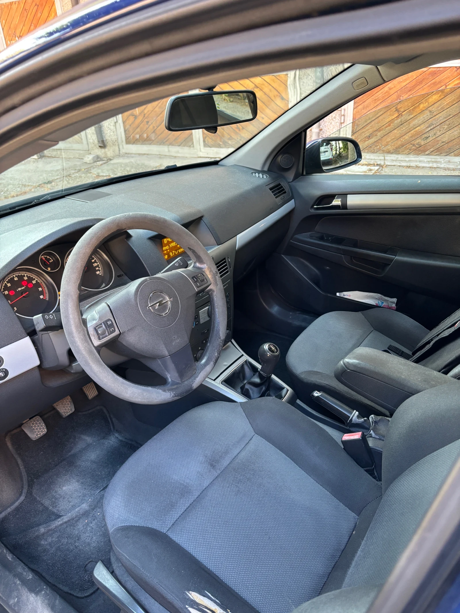 Opel Astra H, снимка 11 - Автомобили и джипове - 55669611