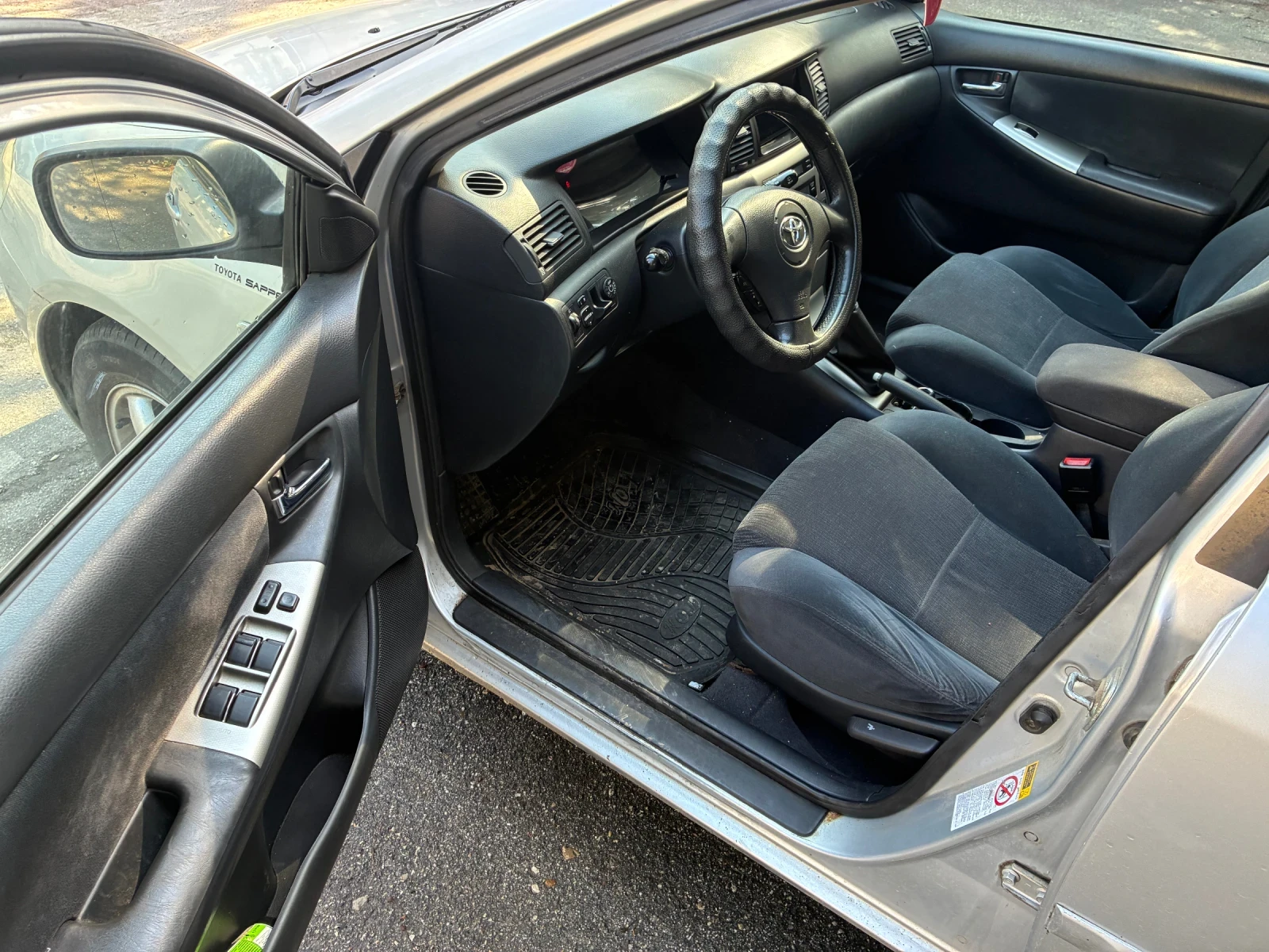 Toyota Corolla 1.4 97 к.с., снимка 6 - Автомобили и джипове - 56425481