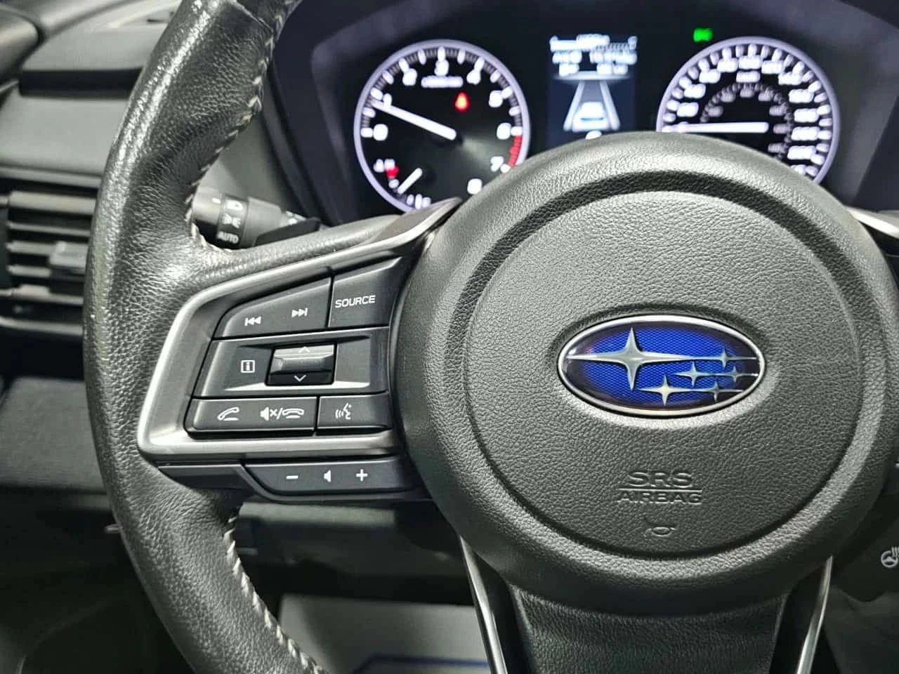 Subaru Outback, снимка 13 - Автомобили и джипове - 56737793