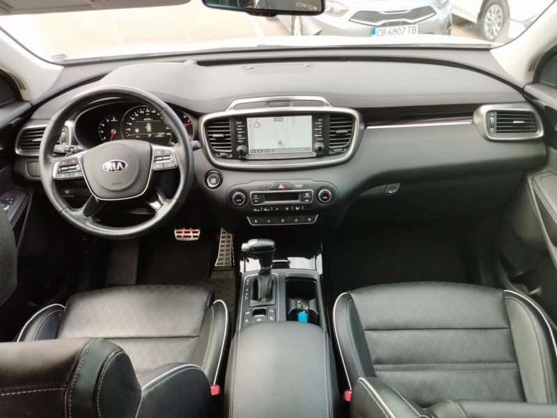 Kia Sorento 2.2 CRDI GT-Line , снимка 8 - Автомобили и джипове - 47533813