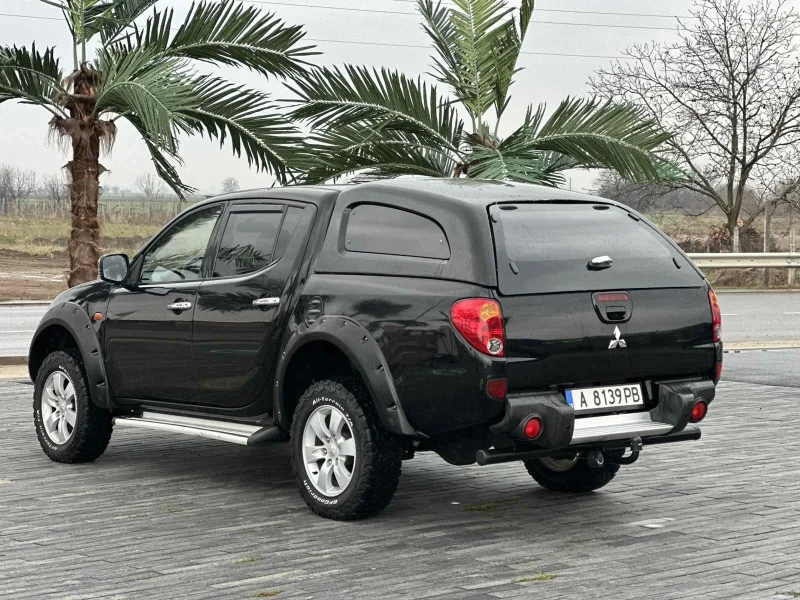 Mitsubishi L200, снимка 3 - Автомобили и джипове - 48286457