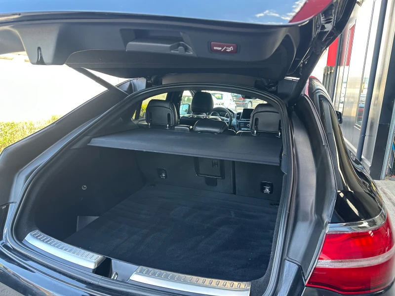Mercedes-Benz GLE 350 cdi 9Gtr AMG pak 360 kam Distr.Podgrev, снимка 13 - Автомобили и джипове - 51772622