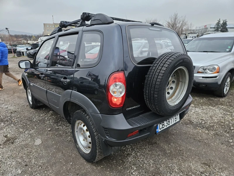 Lada Niva 60000км., снимка 9 - Автомобили и джипове - 52654226