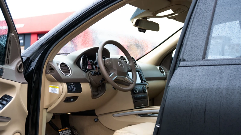 Mercedes-Benz ML 350, снимка 8 - Автомобили и джипове - 52870397