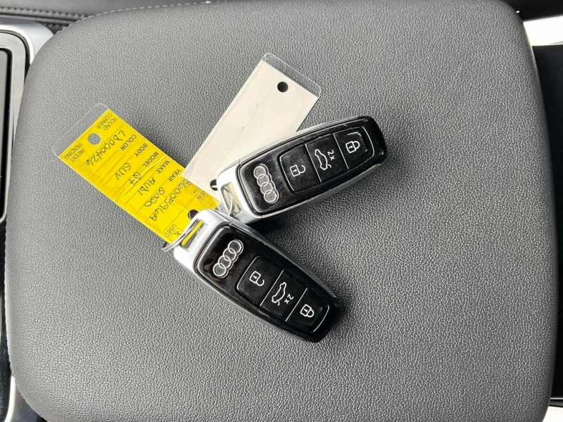 Audi Q7 Technik  CARFAX, снимка 16 - Автомобили и джипове - 52919499