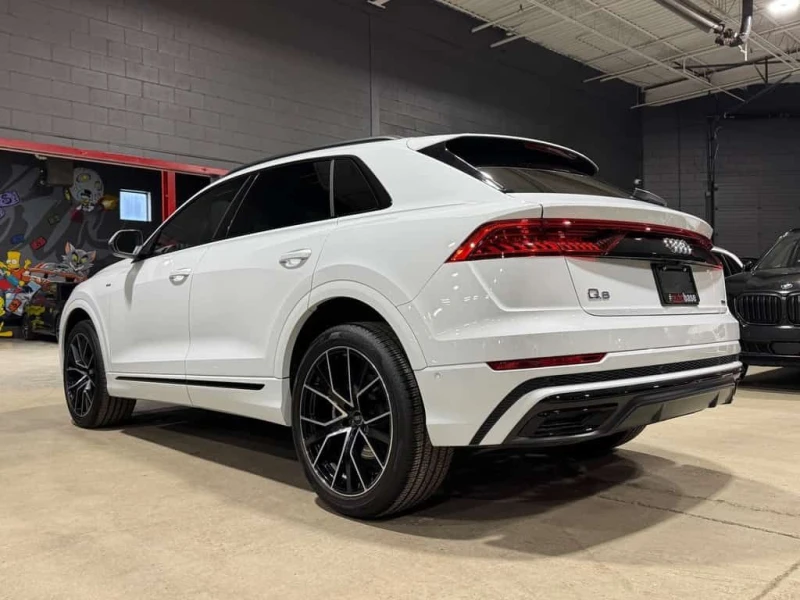 Audi Q8 PROGRESSIV* 360 КАМЕРИ* ОБДУХВАНЕ, снимка 5 - Автомобили и джипове - 53509132