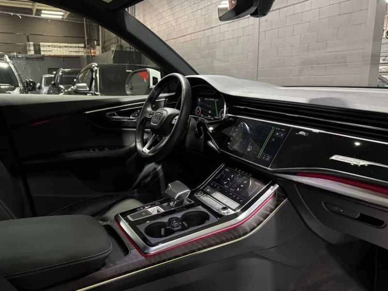 Audi Q8 PROGRESSIV* 360 КАМЕРИ* ОБДУХВАНЕ, снимка 9 - Автомобили и джипове - 53509132