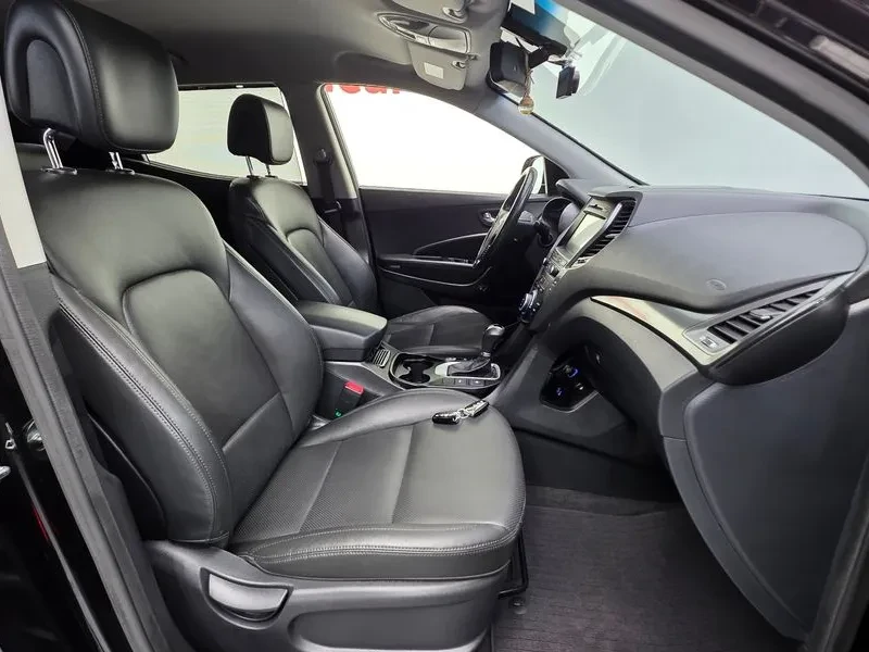 Hyundai Santa fe 2.0, снимка 10 - Автомобили и джипове - 54255452