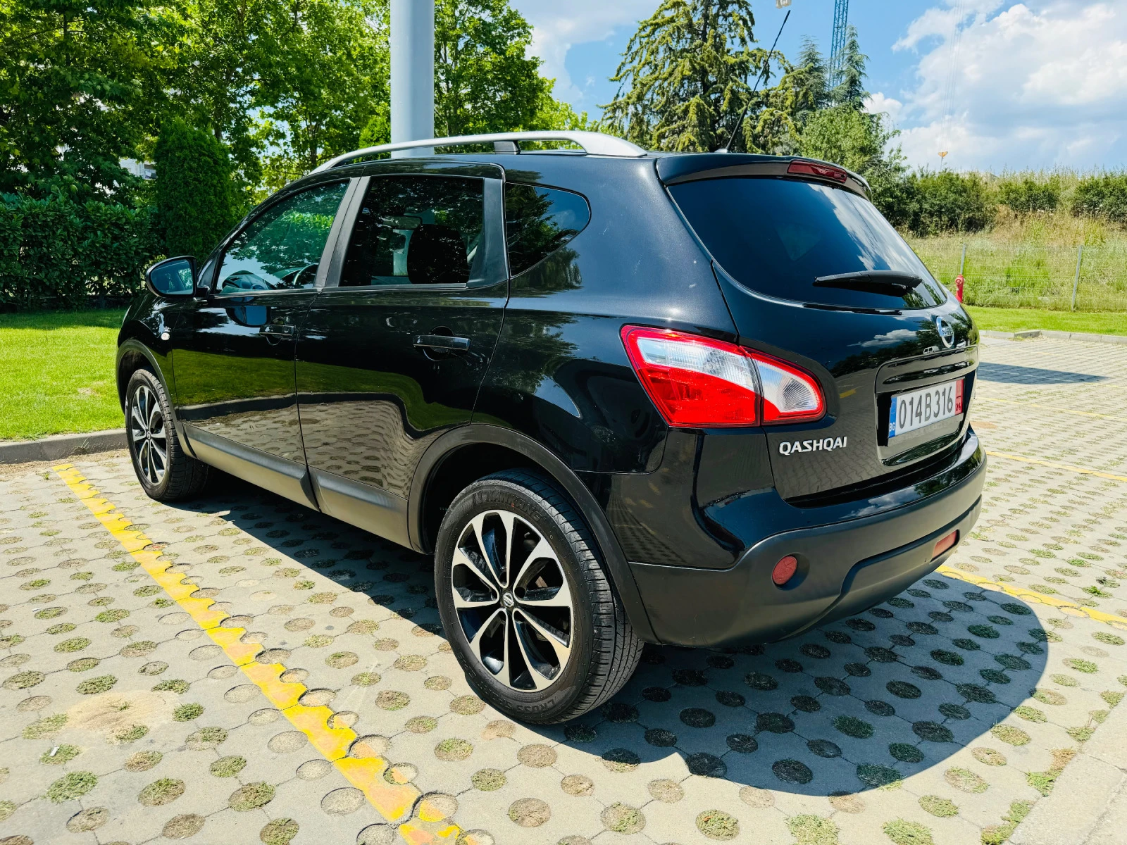 Nissan Qashqai 2.0dci/AT/AWD - изображение 8