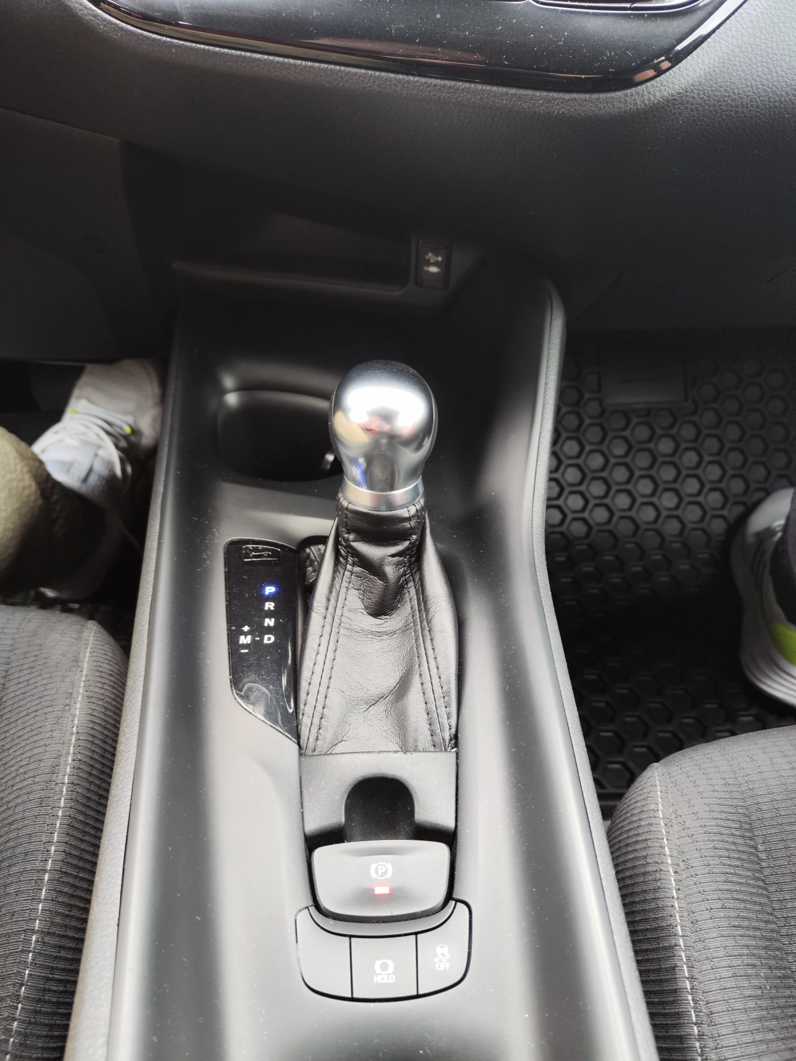 Toyota C-HR  - изображение 10