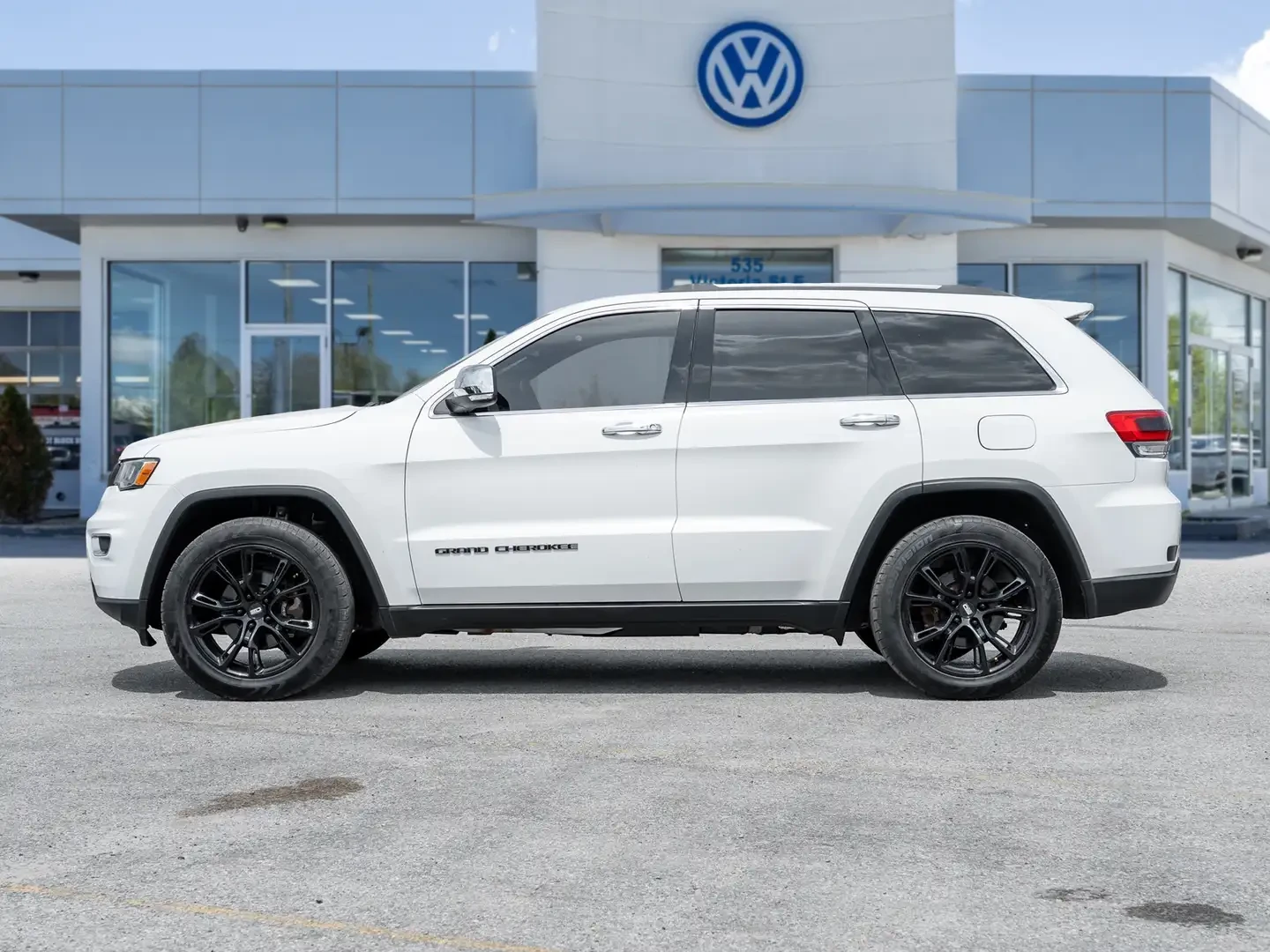 Jeep Grand cherokee Limited 4x4* КРАЙНА ЦЕНА* ГУМИ И ДЖАНТИ ПОДАРЪК!* , снимка 3 - Автомобили и джипове - 54960887