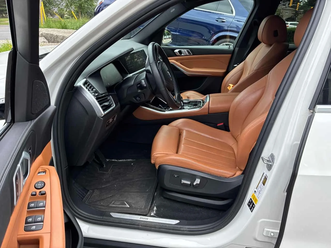 BMW X5 * xDrive40i * АВТОКРЕДИТ БЕЗ ПЪРВОНАЧАЛНА ВНОСКА* , снимка 5 - Автомобили и джипове - 55341157