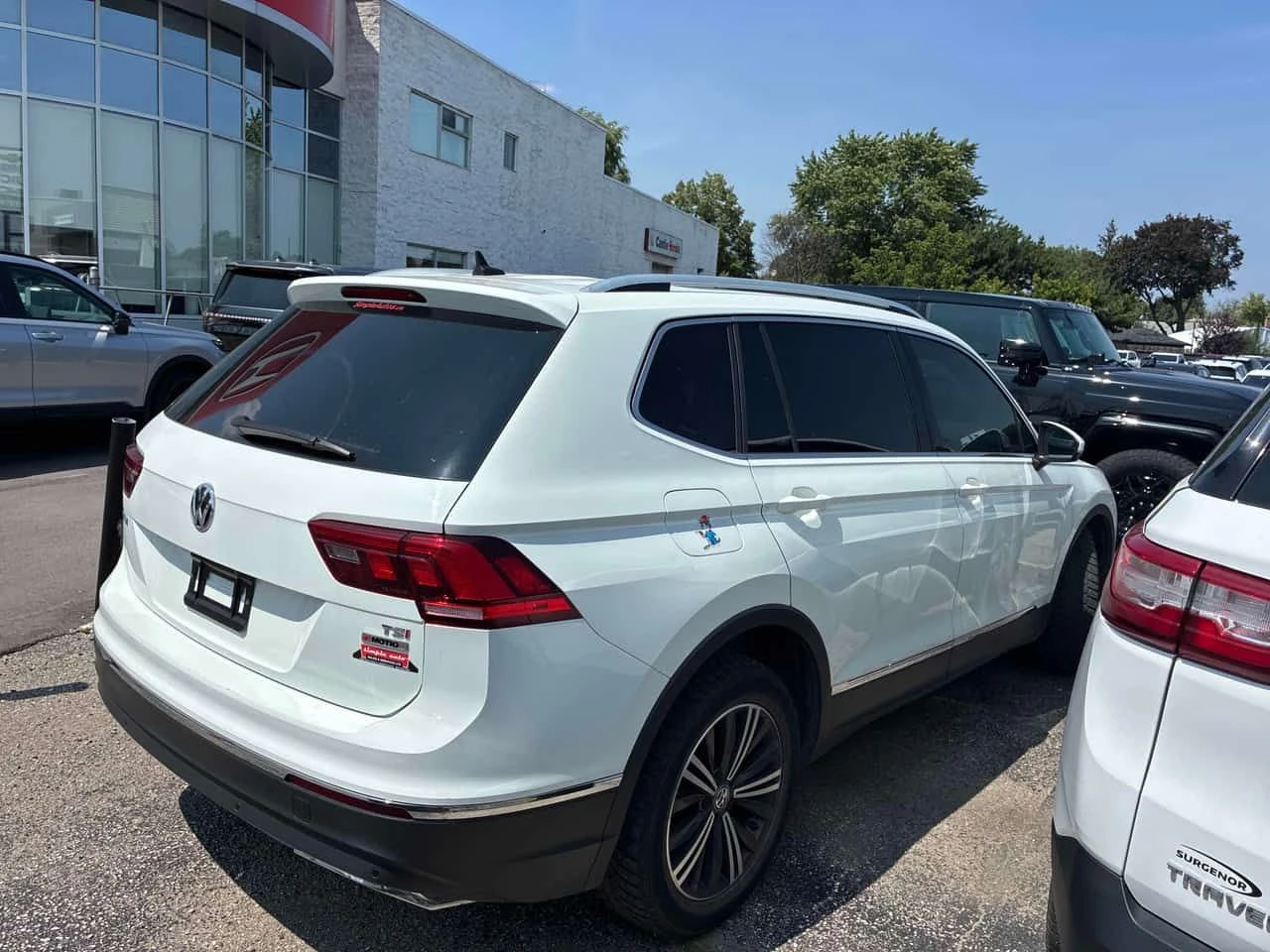 VW Tiguan Highline | CARFAX | ���������� ��� ������������  | Mobile.bg � ����������� 4