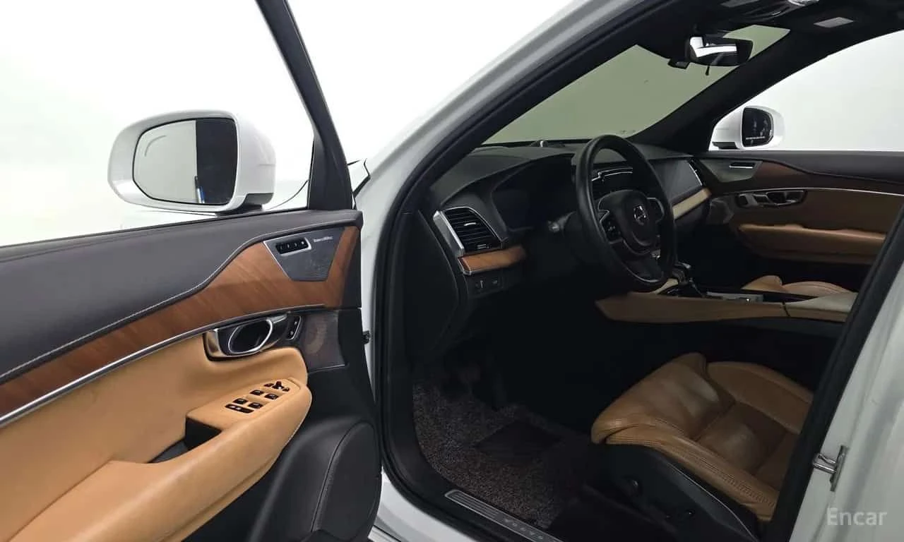 Volvo Xc90 T6 Inscription| Bowers&Wilkins| HUD| 360| ОБДУХ| , снимка 10 - Автомобили и джипове - 55586707