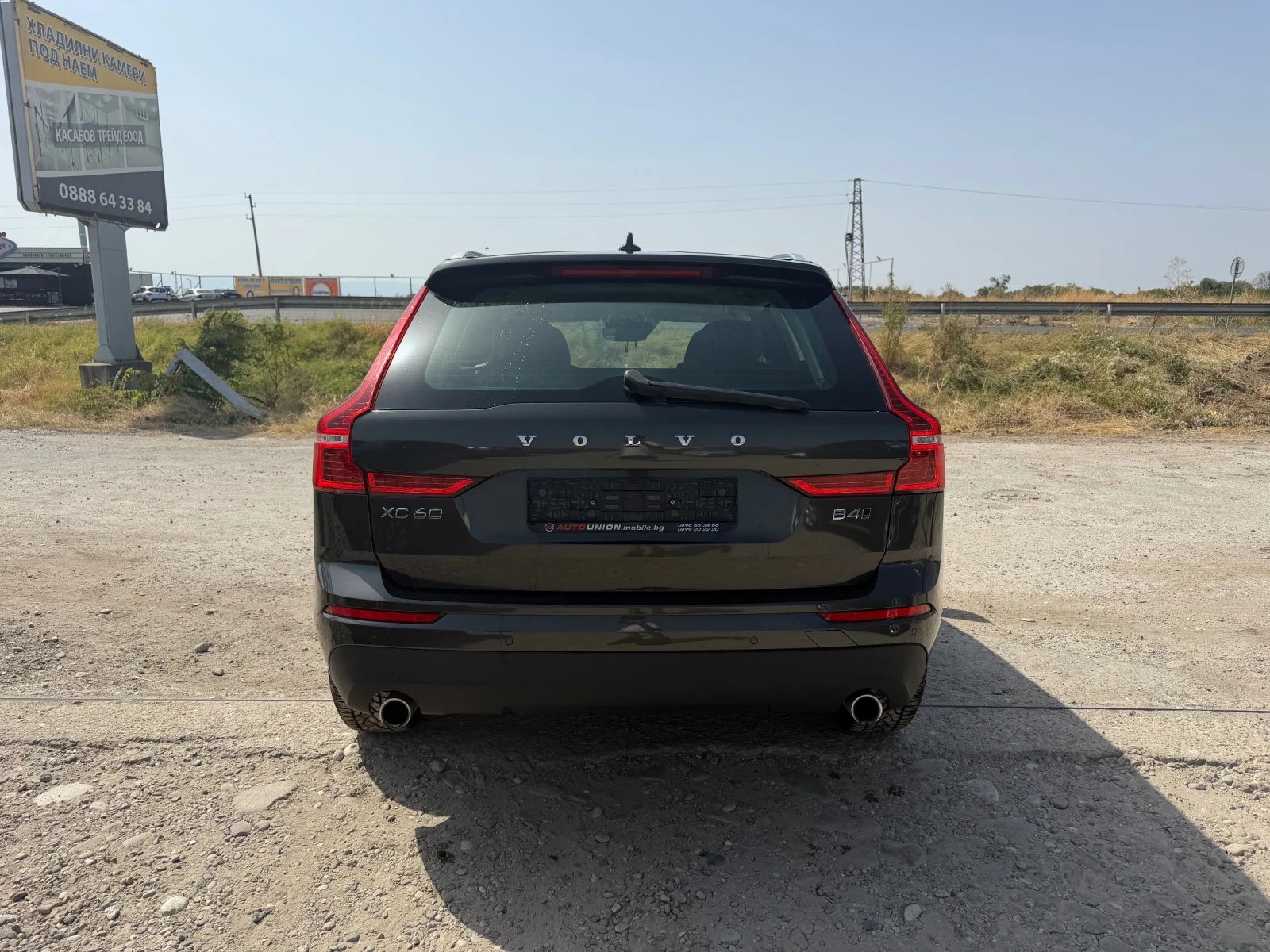 Volvo XC60 B4* 4X4 * ACC* Digital* Carplay, снимка 6 - Автомобили и джипове - 55862769
