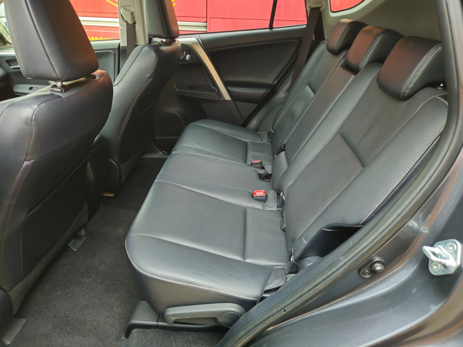 Toyota Rav4 PERMIUM БЕНЗИН, снимка 14 - Автомобили и джипове - 56231228