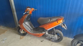 Aprilia 50 Скутери 8 броя на едро и дребно, снимка 2