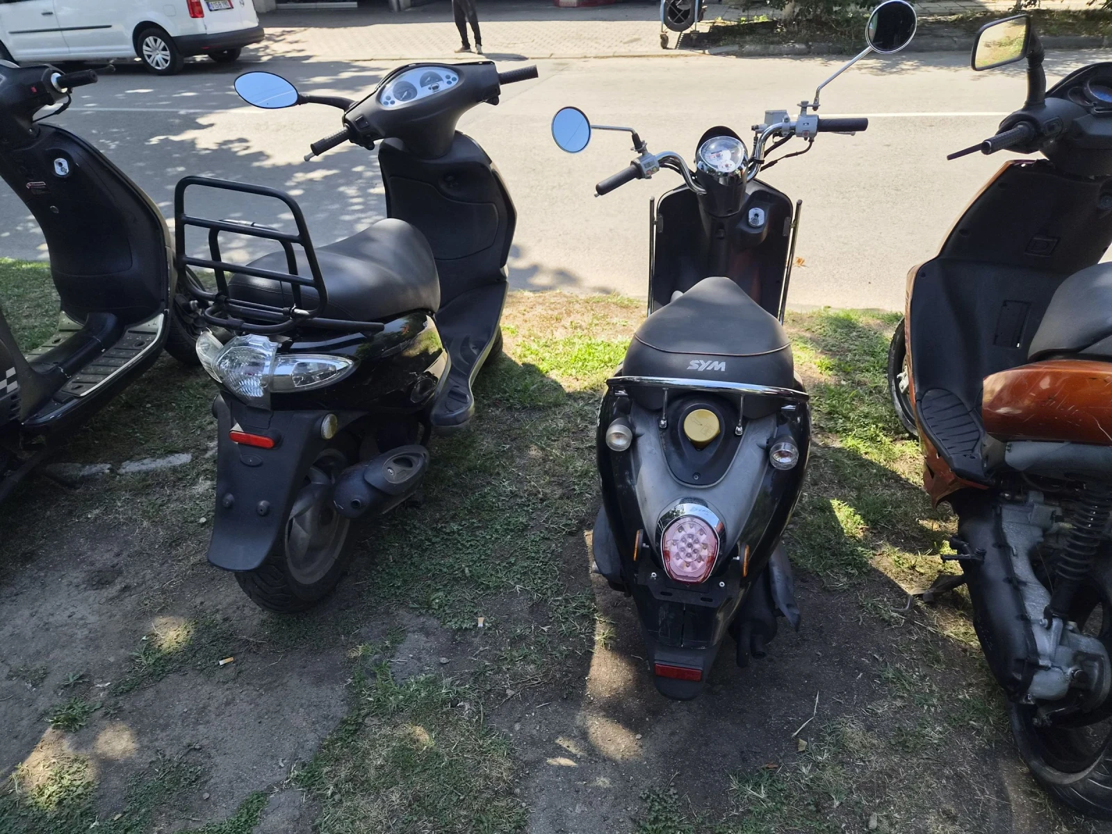 Vespa 50 Скутери 7 броя на едро и дребно, снимка 8 - Мотоциклети и мототехника - 54962258