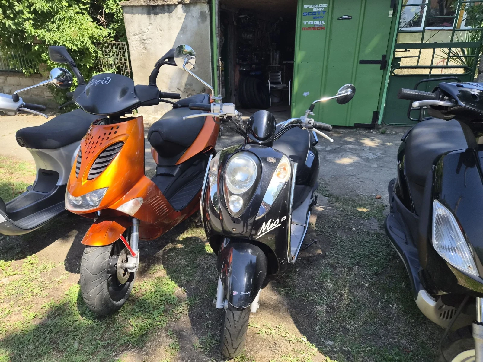Vespa 50 Скутери 7 броя на едро и дребно, снимка 4 - Мотоциклети и мототехника - 54962258