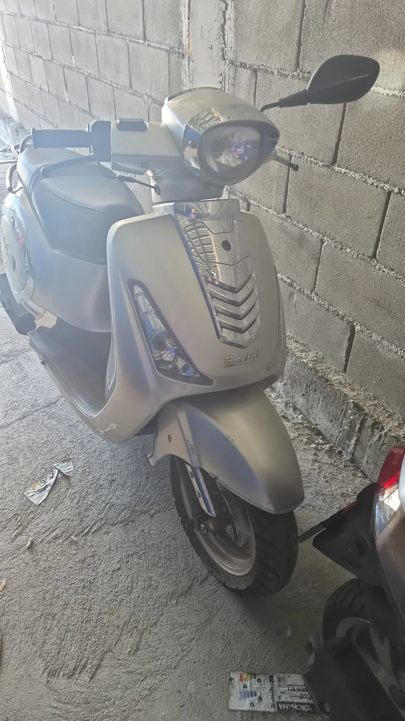 Aprilia 50 Скутери 8 броя на едро и дребно, снимка 4 - Мотоциклети и мототехника - 54962258