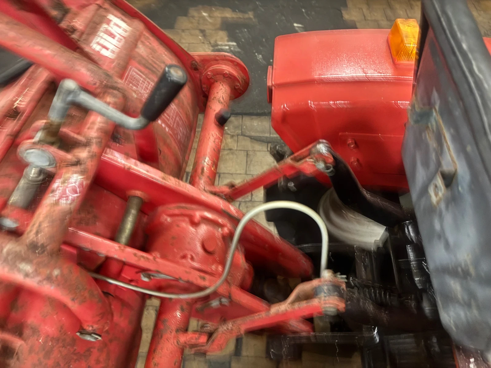 Трактор Mitsubishi MTX13Farmie, снимка 6 - Селскостопанска техника - 54211019