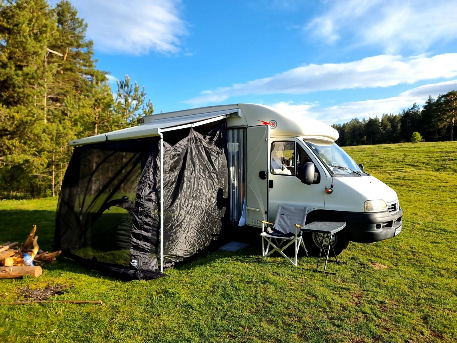 Кемпер Sea P210, снимка 3 - Каравани и кемпери - 53988614