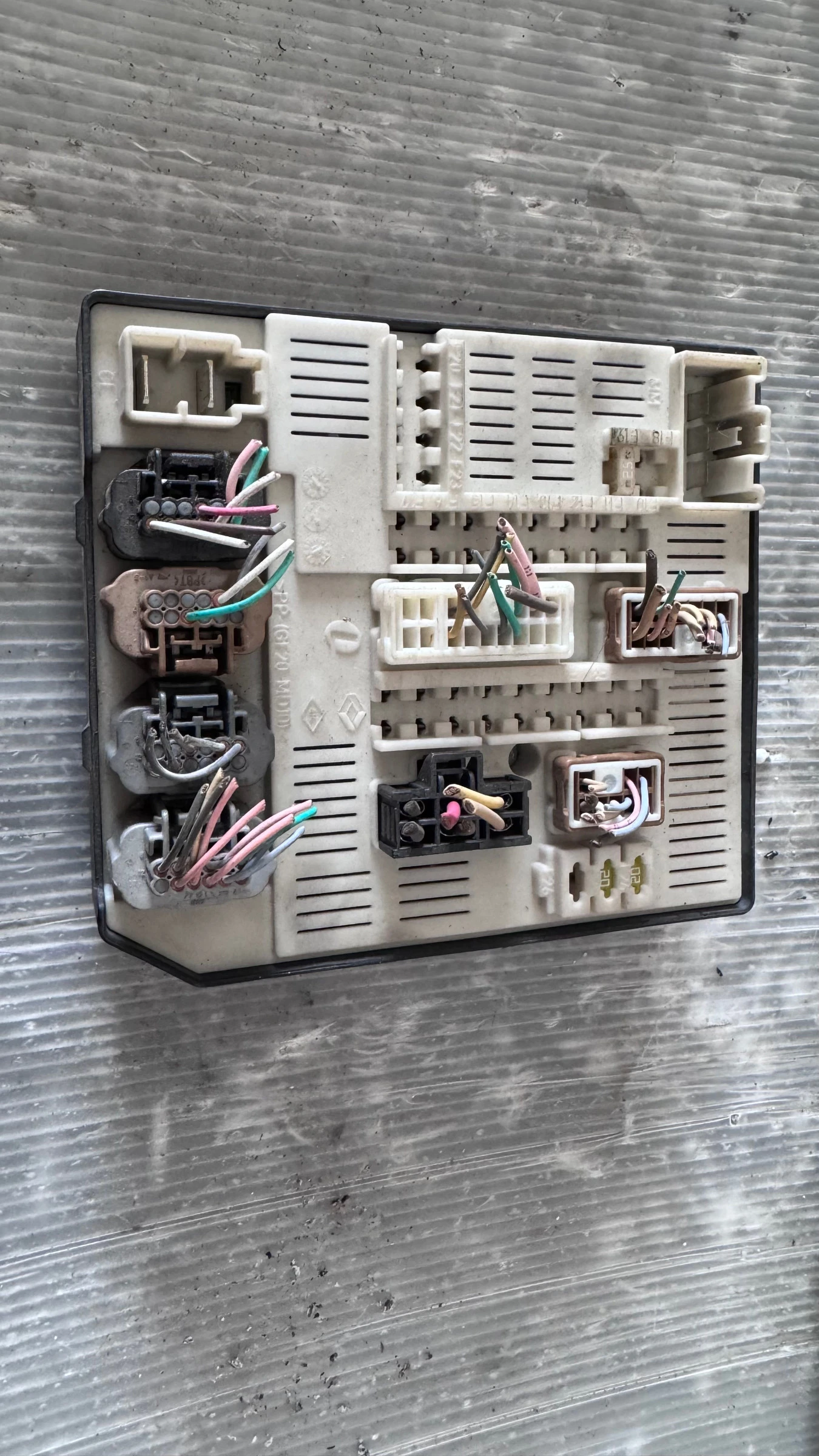   (  BSI / BSM )  Renault Laguna - 284B60013R | Mobile.bg   1