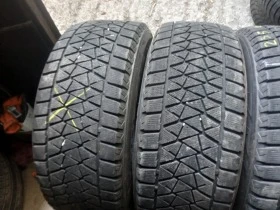 Гуми Зимни 235/60R17, снимка 2