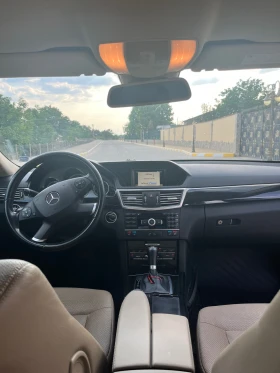 Mercedes-Benz E 220, снимка 9
