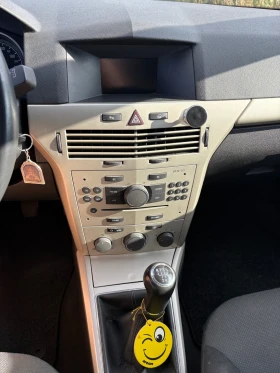 Opel Astra 1.4 бензин, 2007 година, снимка 13