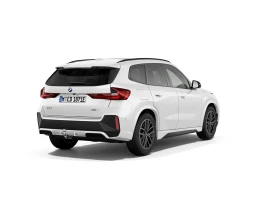 BMW iX1 xDrive30, снимка 3