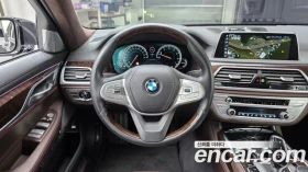 BMW 750, снимка 13