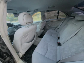 Mercedes-Benz C 220  2, 2CDI   Обслужен!, снимка 9