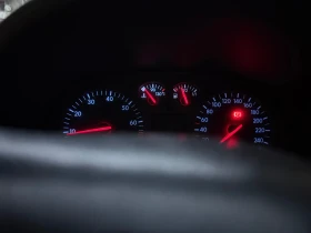 Обява за продажба на VW Golf 1.6 ~3 000 лв. - изображение 3