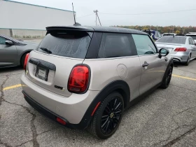 Mini John Cooper Works SE  CARFAX | Auto.bg — изображение 3