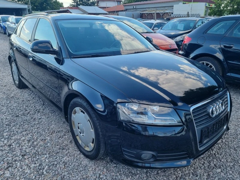 Audi A3 Benzin FACE, снимка 2 - Автомобили и джипове - 49520319