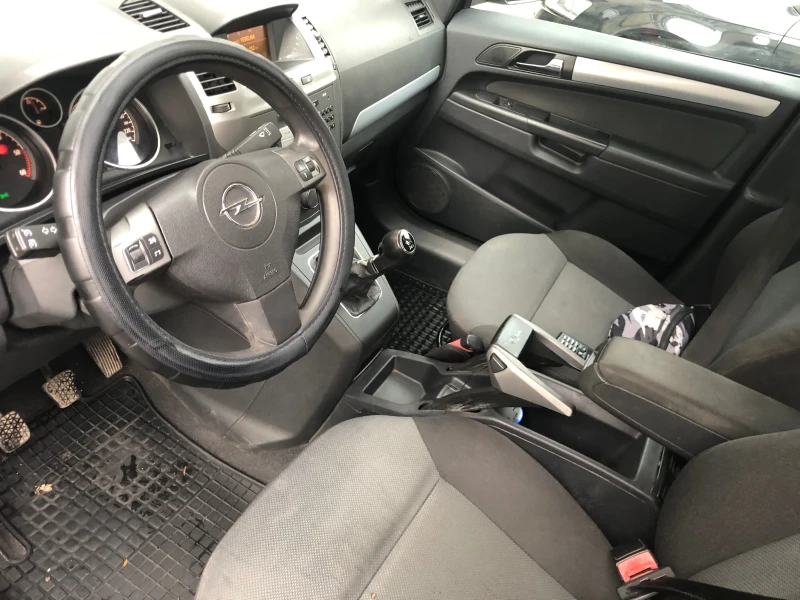 Opel Zafira 1.9 cdti 6+ 1, снимка 5 - Автомобили и джипове - 48061906