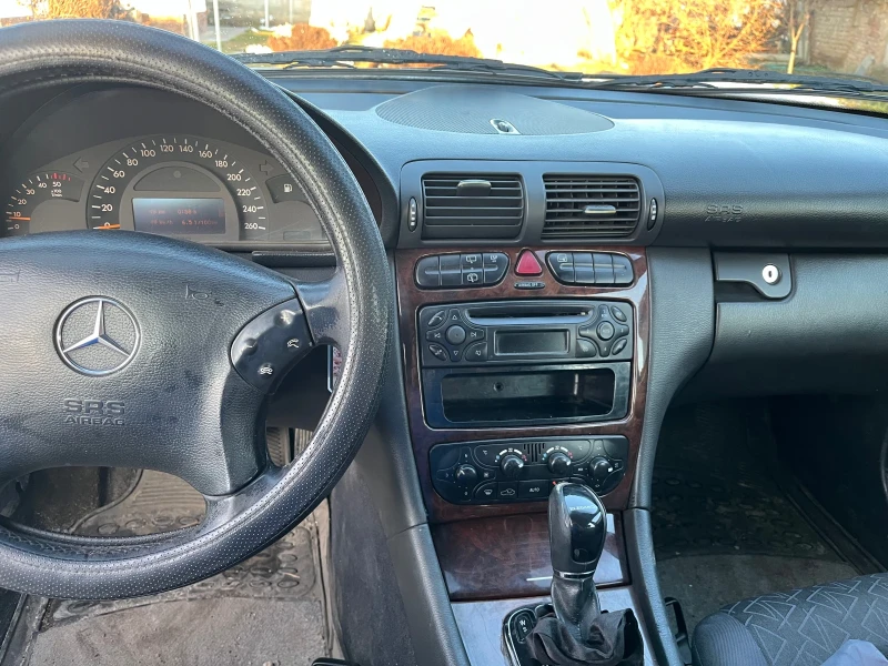 Mercedes-Benz C 270, снимка 8 - Автомобили и джипове - 48705989