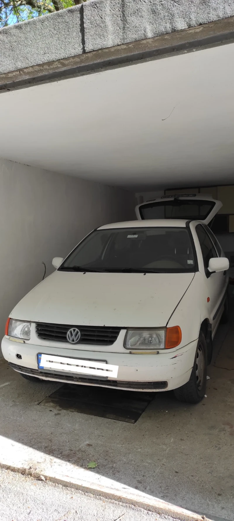 VW Polo, снимка 2 - Автомобили и джипове - 52658730