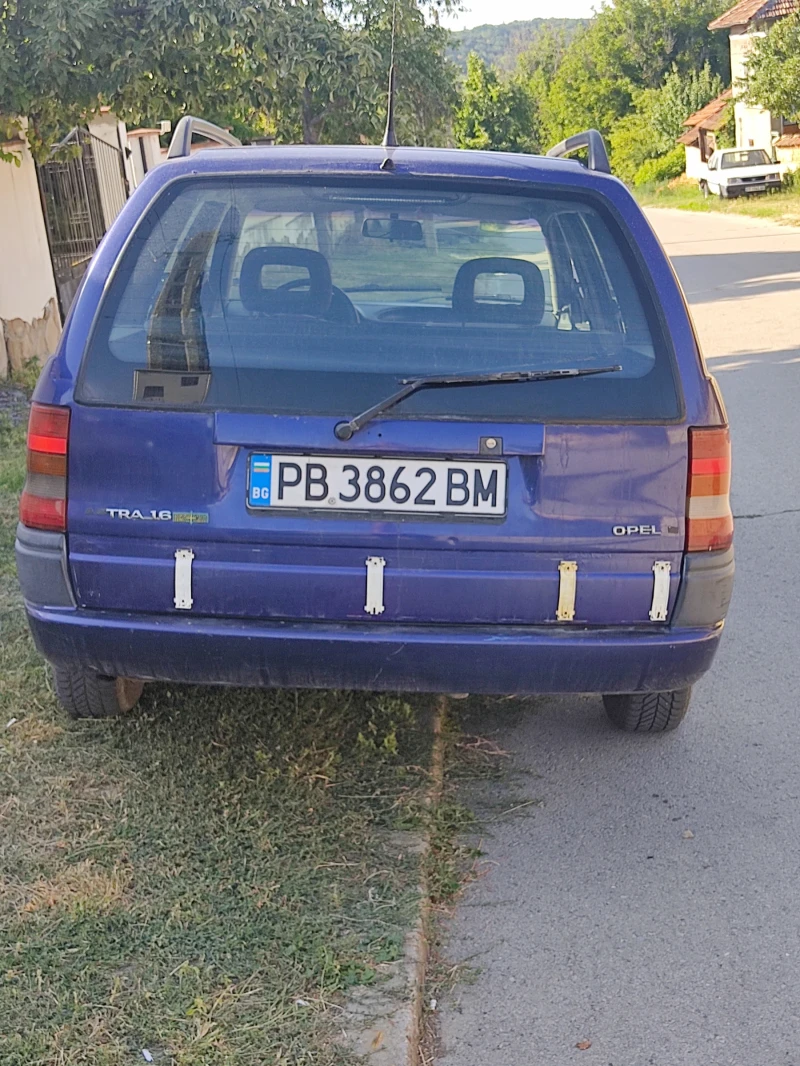 Opel Astra, снимка 3 - Автомобили и джипове - 52225837