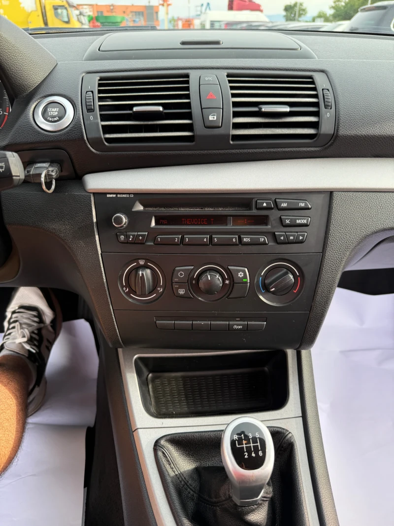 BMW 120 2.0D* FACELIFT* НОВ ВНОС* УНИКАЛНА* РЕВИЗИРАНА* , снимка 10 - Автомобили и джипове - 51504241