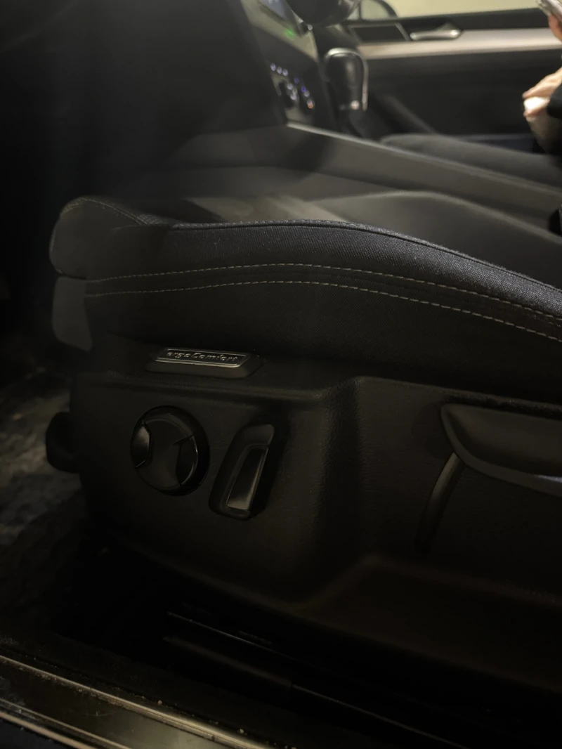 VW Passat VW - 2.0 TDI - 150 к.с. - B8, снимка 13 - Автомобили и джипове - 52493620