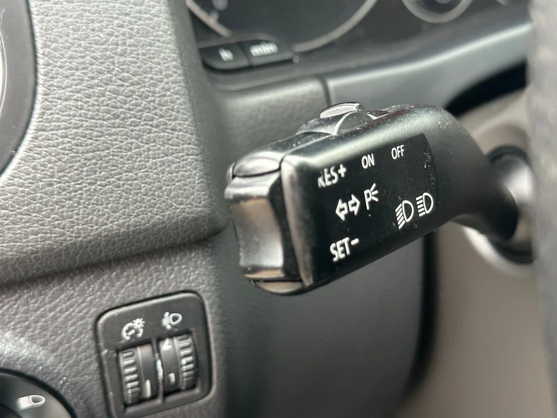 VW Golf Plus 1.9TDI, снимка 15 - Автомобили и джипове - 52973464