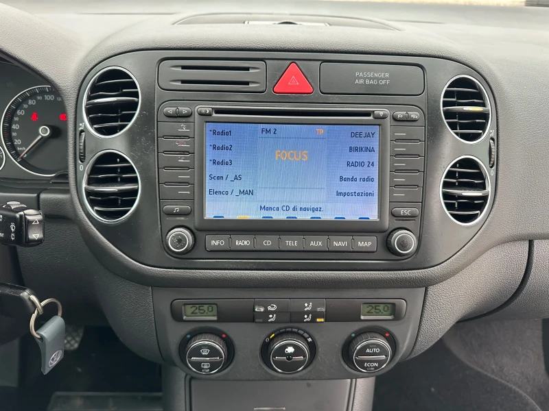 VW Golf Plus 1.9TDI, снимка 13 - Автомобили и джипове - 52973464