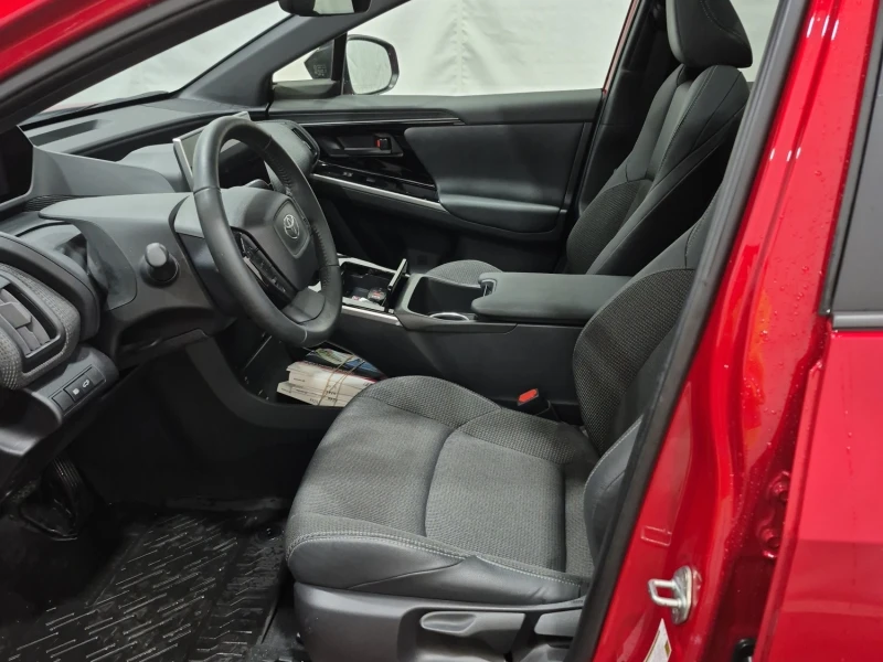 Toyota bZ4X XLE AWD, снимка 10 - Автомобили и джипове - 53183239