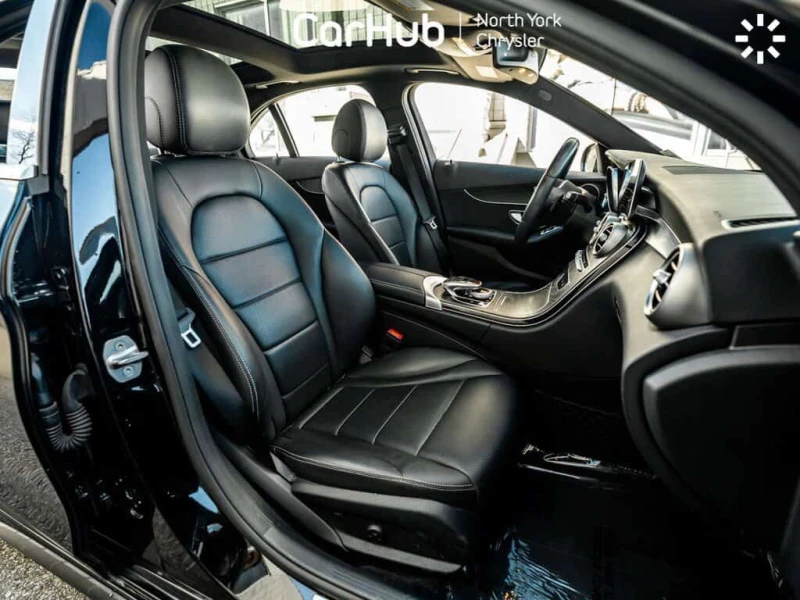 Mercedes-Benz C 300 * AMG Package Sunroof Blind Spot Assist Navi * CAR, снимка 4 - Автомобили и джипове - 53567067