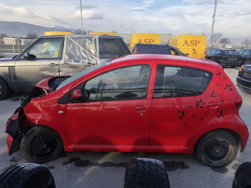 Toyota Aygo 1.0 ivvti - изображение 7