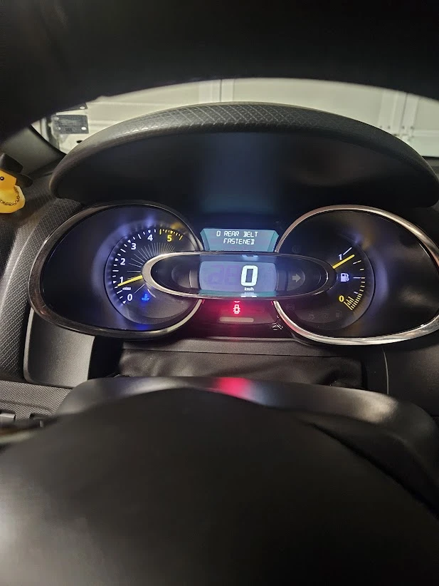 Renault Clio, снимка 9 - Автомобили и джипове - 52636385